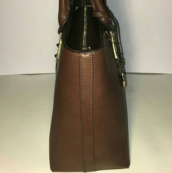 Bolsa - Picture 2 of 2